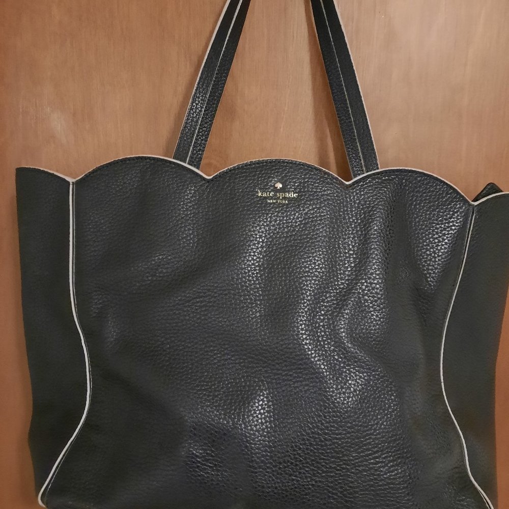 Kate Spade Black Leather Purse